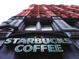 Starbucks: The Rise, the Stumbles, and the Loyal Addict’s Story [2025 Update]