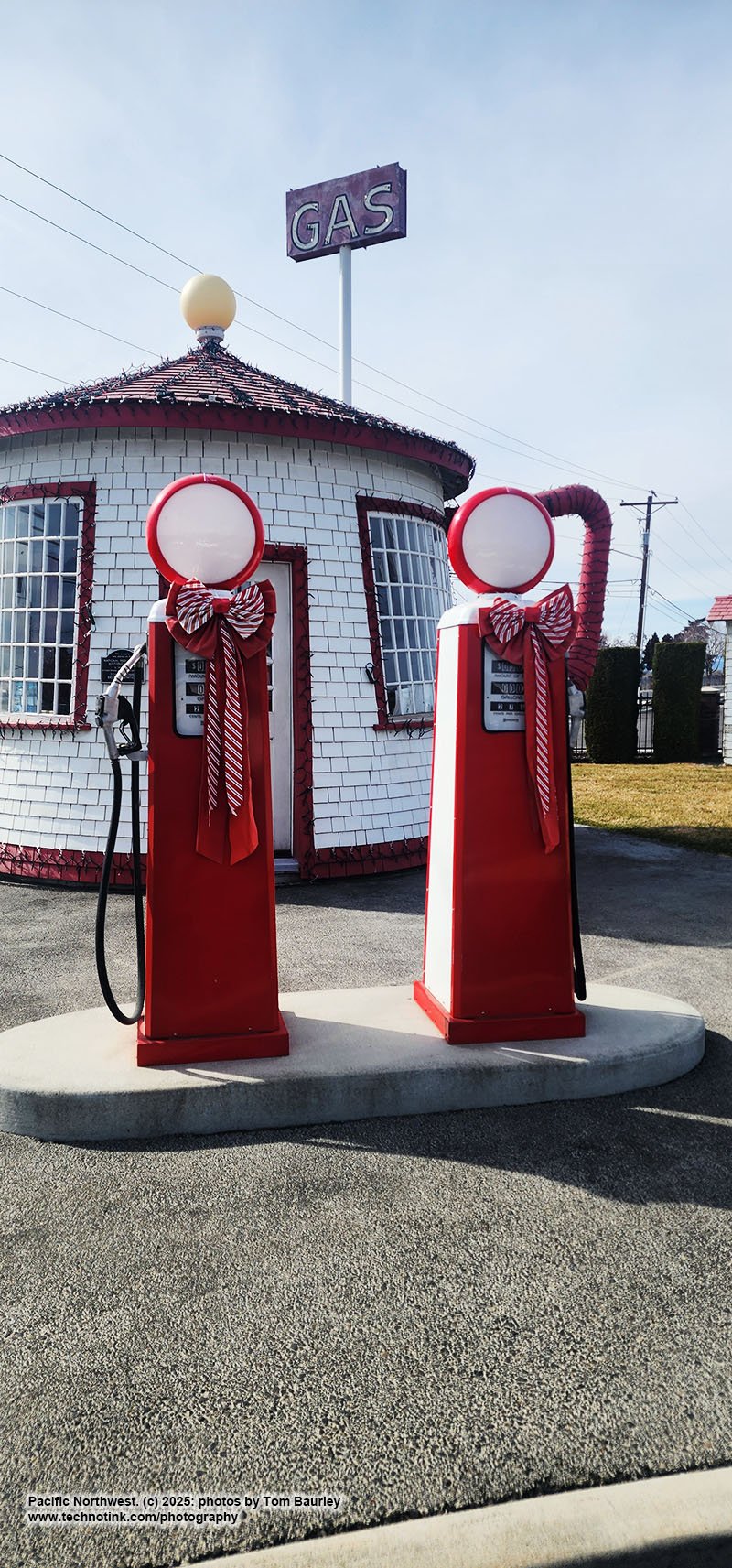 Teapot Dome Service Station – Zilla, Washington